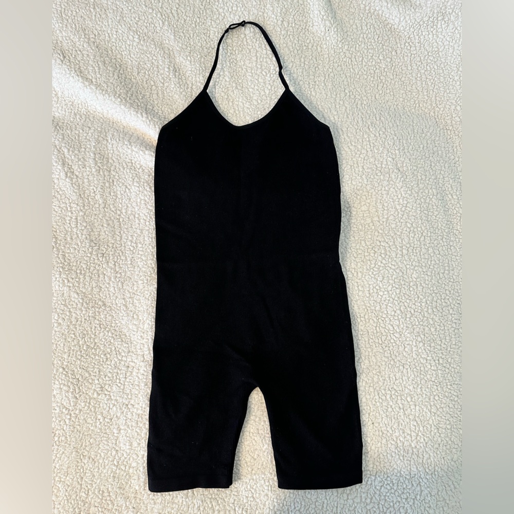 Bozzolo Elegant Black Garment